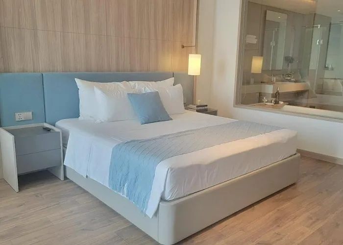 Hotel Alacarte Bay Hạ Long