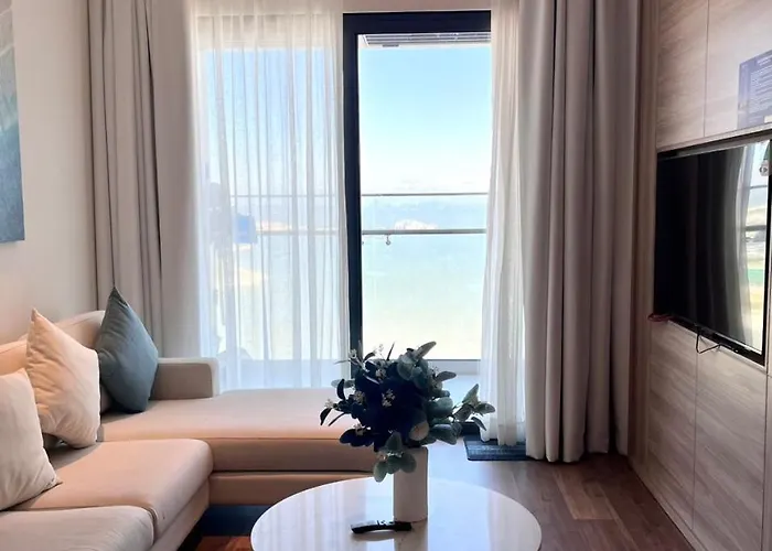 Alacarte Bay
