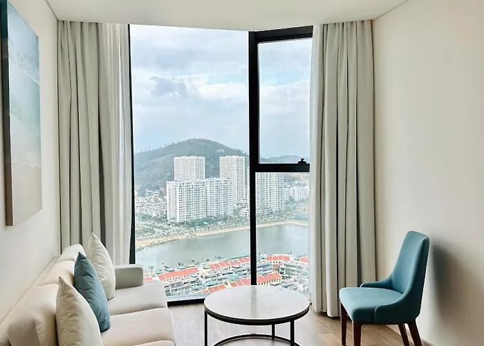Hotel Alacarte Bay Hạ Long